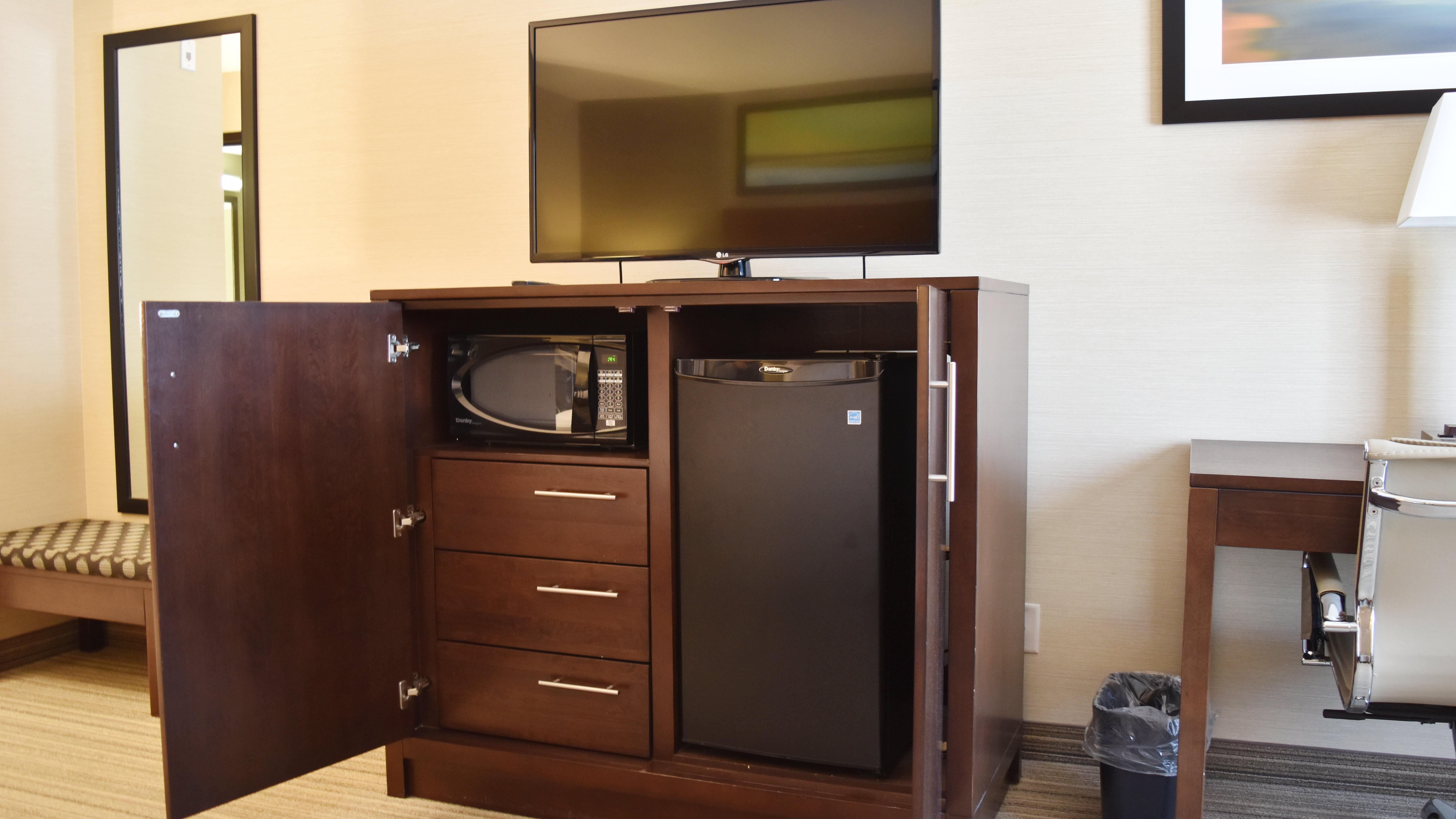 Holiday Inn Express Golden-Kicking Horse By Ihg Esterno foto